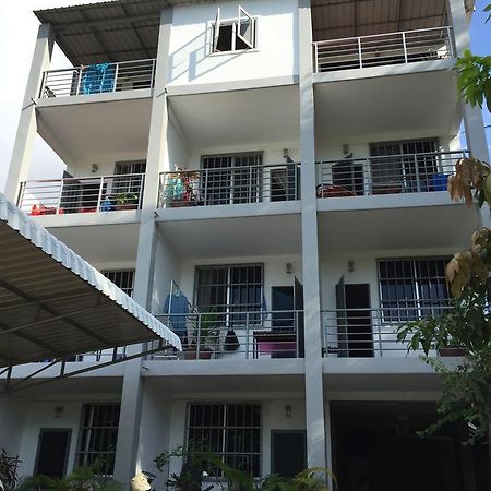 Sevenstars Hostel Sihanoukville Zimmer foto